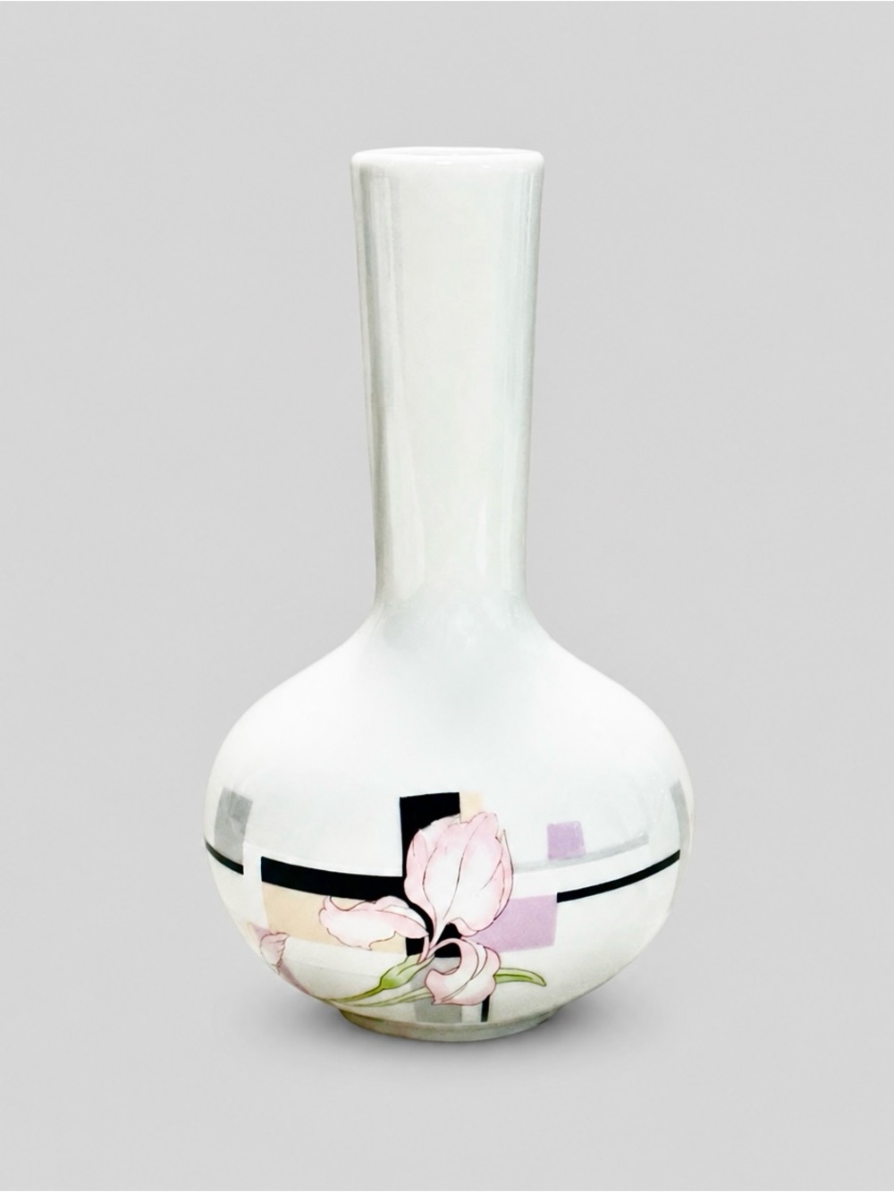Russ Berrie Japan Bud Vase 5036 White Porcelain Floral Iris Geometric Design